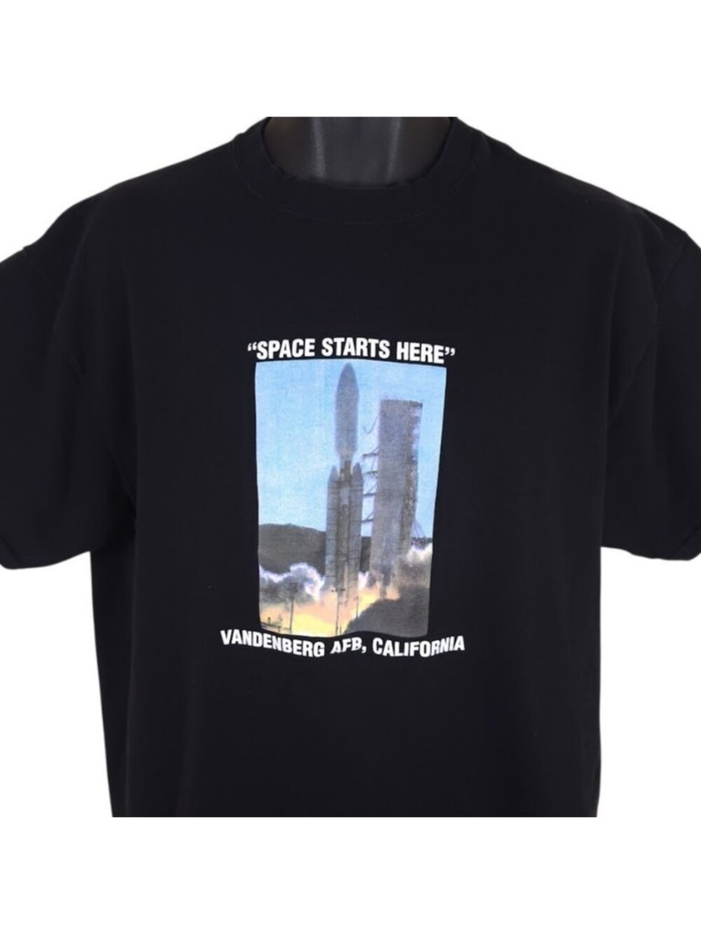 Vintage Vandenberg AFB T Shirt Mens Size XL Black 90s Space Starts Here NASA